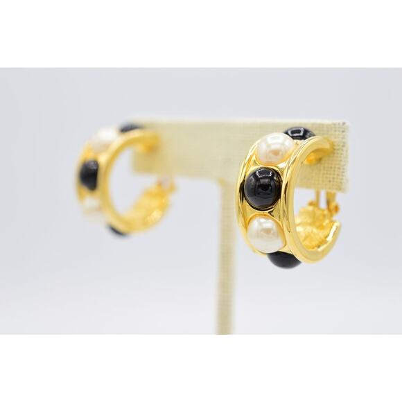 Givenchy Vintage Cabochon Clip Earrings Gold Black White Pearl Signed 1980s BinZ - Picture 2 of 12